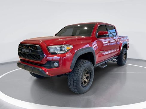 Used 2021 Toyota Tacoma TRD Off-Road w/ Technology Package image 1