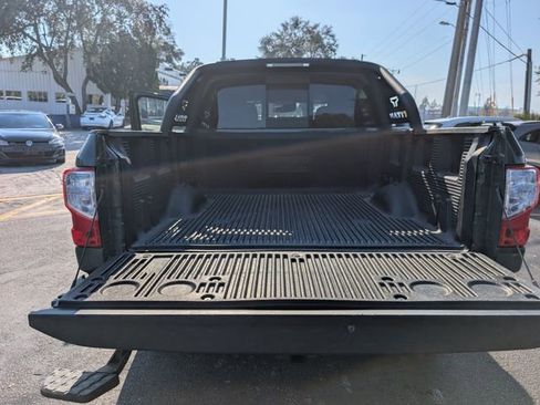 Used 2024 Nissan Titan SV w/ SV Bronze Edition Package image 25