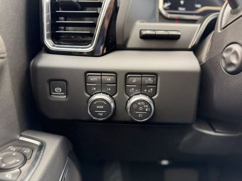 Used 2025 GMC Sierra 1500 Denali w/ Denali Reserve Package image 32