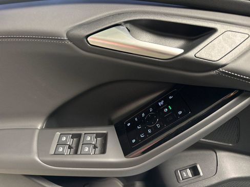 New 2027 Audi Q6 e-tron Premium Plus image 10