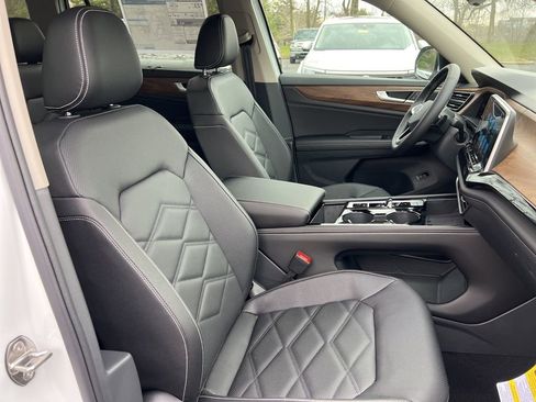 New 2026 Volkswagen Atlas SE image 23