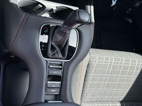 Certified 2026 Honda HR-V Sport image 24