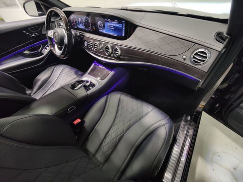 Used 2019 Mercedes-Benz S 560 4MATIC Sedan image 14