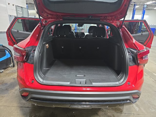 New 2026 Chevrolet Trax RS w/ Driver Confidence Package FWD image 14