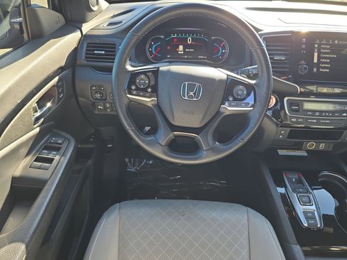 Used 2019 Honda Passport Elite image 13