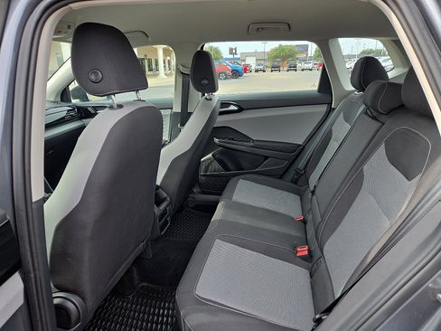 Used 2024 Volkswagen Taos S FWD image 10