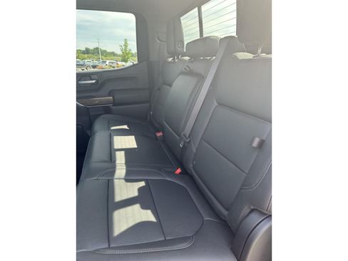 Used 2021 Chevrolet Silverado 1500 RST w/ Convenience Package II AWD/4WD image 17