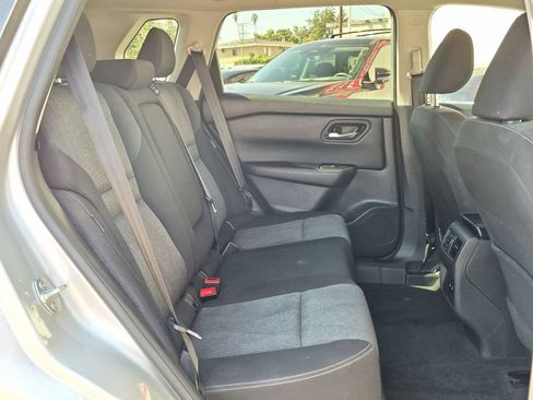 Certified 2024 Nissan Rogue SV FWD image 30