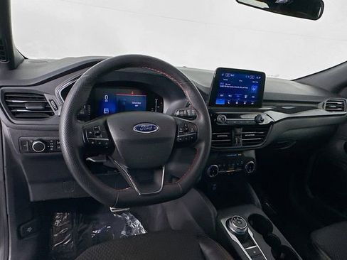 Used 2023 Ford Escape ST-Line FWD image 11