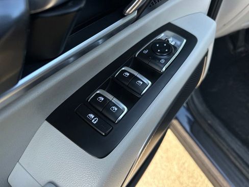 Used 2024 Kia Telluride S w/ S Sunroof Package image 11