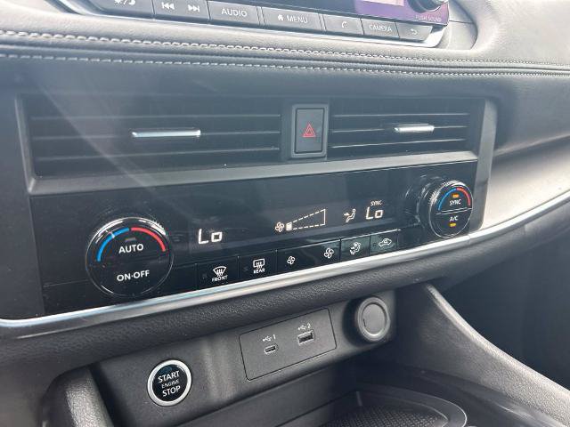 Certified 2023 Nissan Rogue SV AWD/4WD image 17