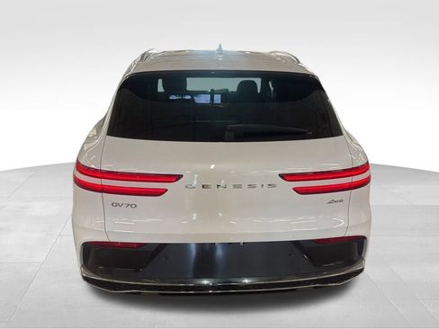 New 2026 Genesis GV70 2.5T Advanced image 5