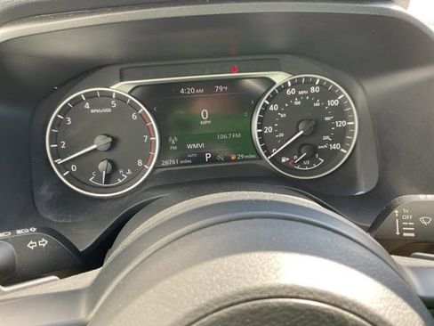 Used 2024 Nissan Rogue S AWD/4WD image 23