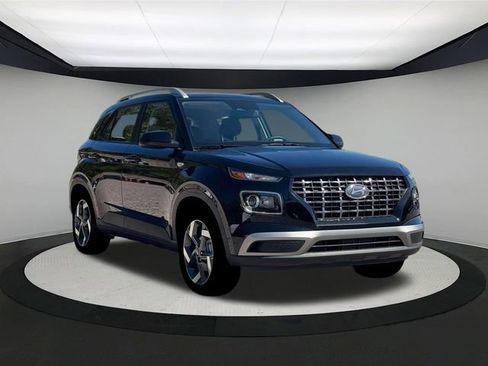 New 2026 Hyundai Venue SEL image 11