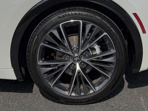 Used 2025 Toyota Prius XLE image 12