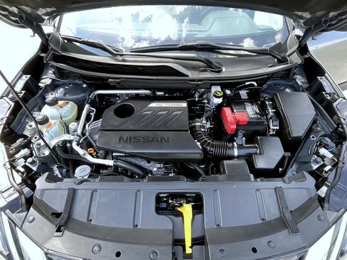 Used 2023 Nissan Rogue S AWD/4WD image 25