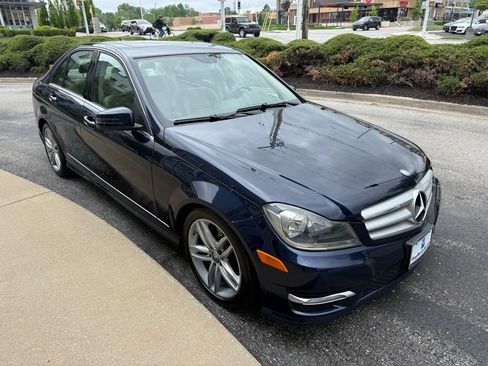 Used 2013 Mercedes-Benz C 300 4MATIC Sedan image 3