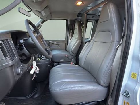 New 2025 Chevrolet Express 2500 w/ Driver Convenience Package RWD image 15