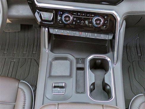 New 2025 GMC Sierra 2500 Denali w/ Denali Reserve Package image 23