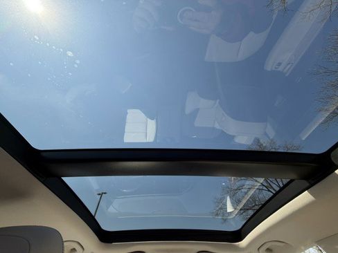 Used 2022 Mercedes-Benz GLE 450 4MATIC image 16