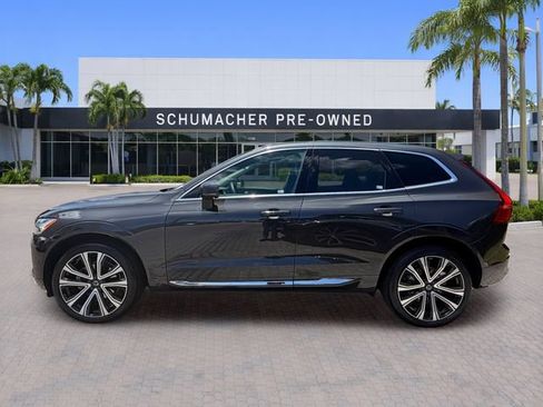 Used 2023 Volvo XC60 B5 Ultimate w/ Protection Package Premier FWD image 4