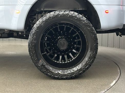 Used 2026 Ford F450 Platinum image 11