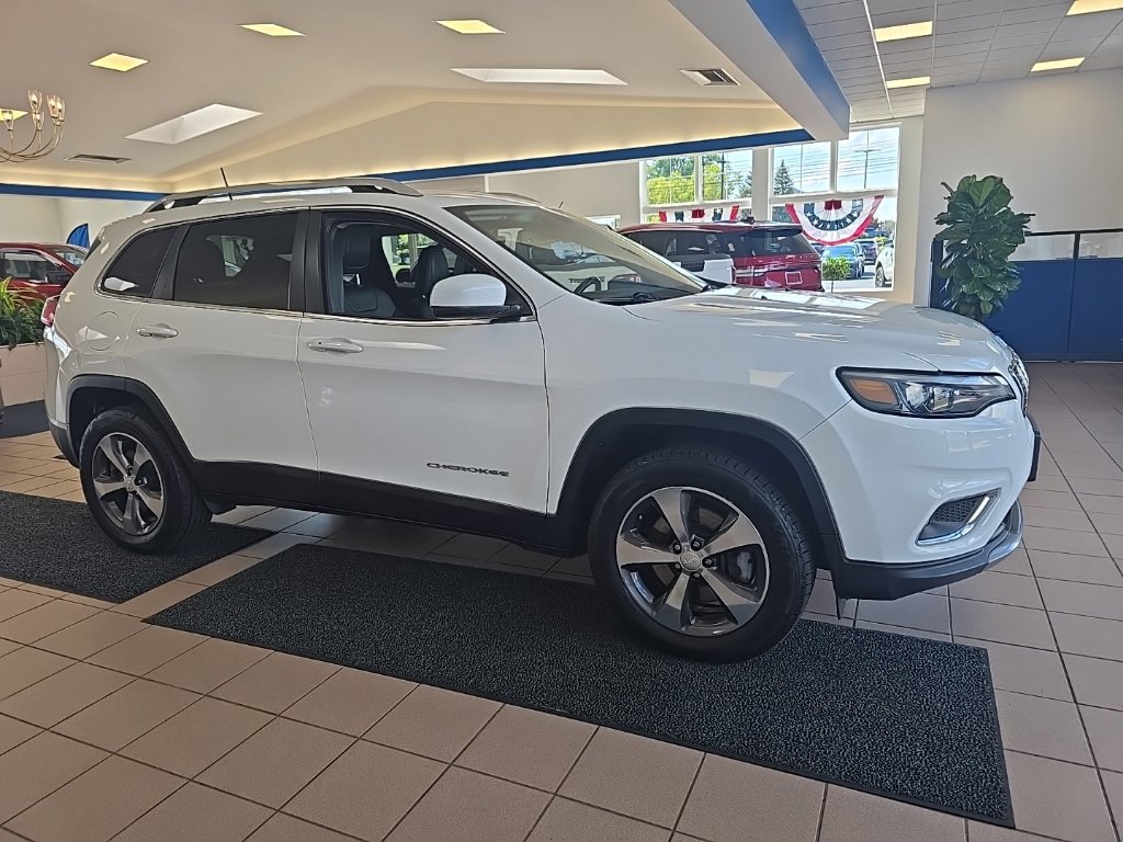 Used 2019 Jeep Cherokee Limited AWD/4WD image 10