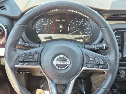 Used 2023 Nissan Kicks SR w/ SR Premium Package FWD image 16