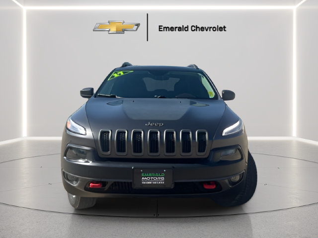 Used 2017 Jeep Cherokee Trailhawk w/ Comfort & Convenience Group AWD/4WD image 2