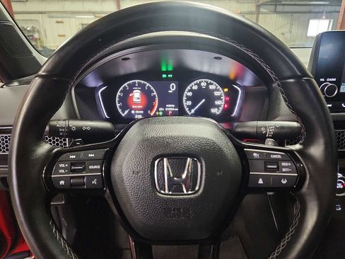 Used 2025 Honda Civic Sport image 18