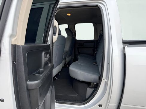 Used 2017 RAM 1500 ST w/ SXT Appearance Group image 21