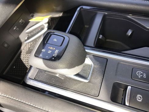 Used 2023 Nissan Pathfinder SL AWD/4WD image 20