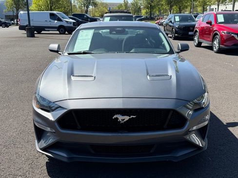 Used 2021 Ford Mustang GT RWD image 3