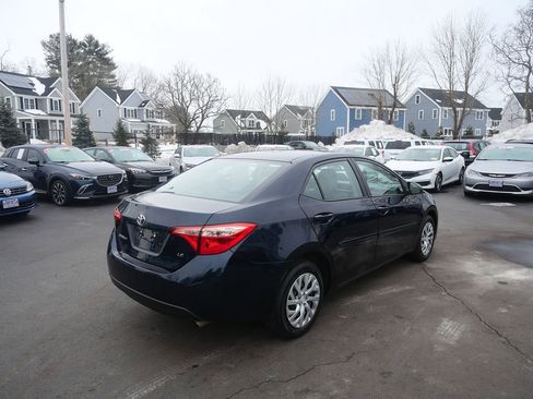 Used 2019 Toyota Corolla LE image 6