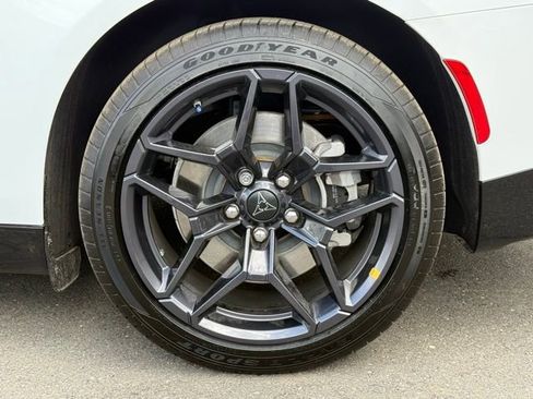 New 2026 Dodge Charger R/T AWD/4WD image 18
