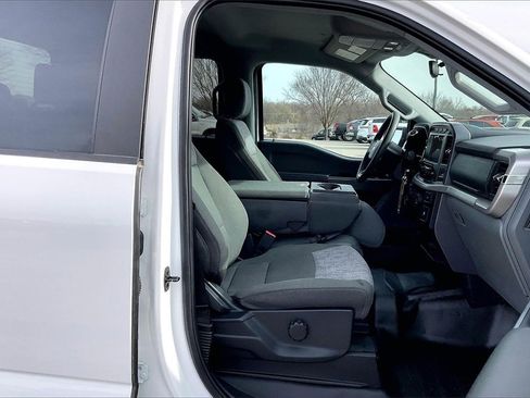 Used 2023 Ford F150 XLT w/ XTR Package image 7