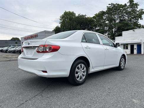 Used 2013 Toyota Corolla L FWD image 4