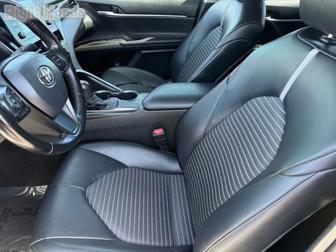 Used 2021 Toyota Camry SE w/ Carpet Mat Package (TMS) FWD image 13