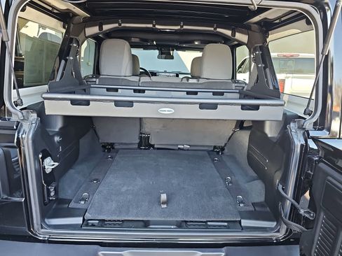 Used 2024 Jeep Wrangler Willys image 23