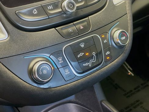 Used 2020 Chevrolet Malibu LS FWD image 11