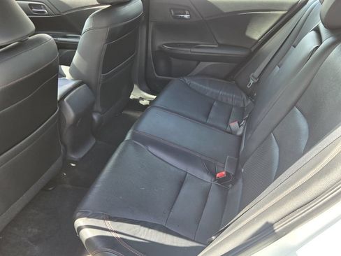Used 2017 Honda Accord Sport Special Edition image 12