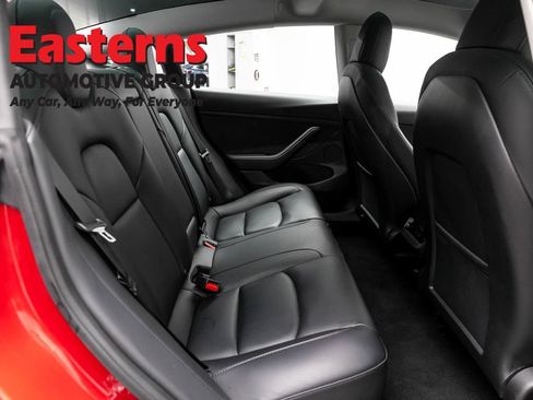 Used 2022 Tesla Model 3 Standard Range RWD image 17