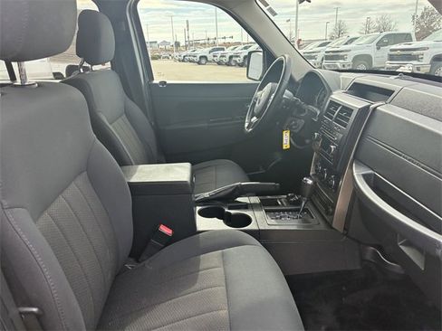 Used 2012 Jeep Liberty Sport w/ Popular Equipment Group image 15
