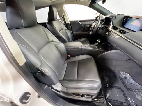 Used 2021 Lexus ES 300h w/ Premium Package FWD image 28