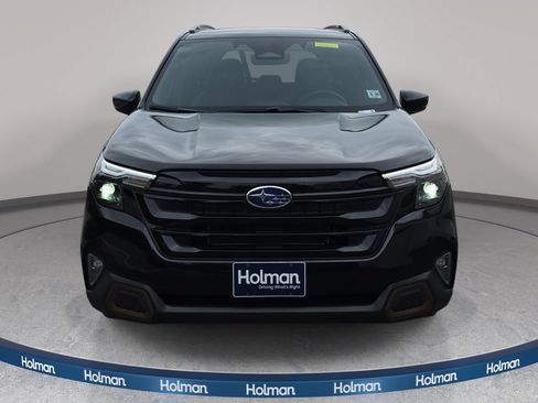 Used 2025 Subaru Forester Sport AWD/4WD image 3