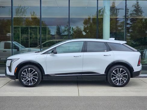 New 2026 Cadillac Optiq Sport 1 AWD/4WD image 2