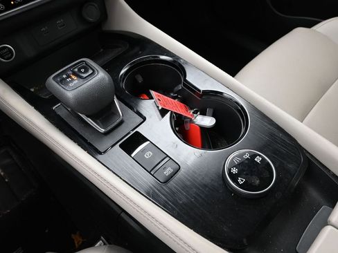 Used 2023 Nissan Rogue SL image 22