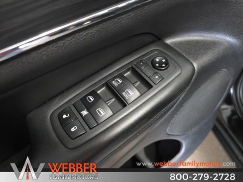 Used 2020 Jeep Grand Cherokee Limited image 16