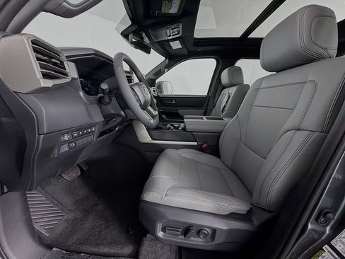 New 2026 Toyota Tundra Limited AWD/4WD image 11