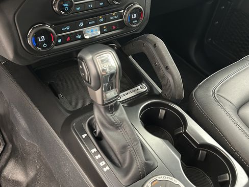 Used 2025 Ford Bronco Badlands AWD/4WD image 20
